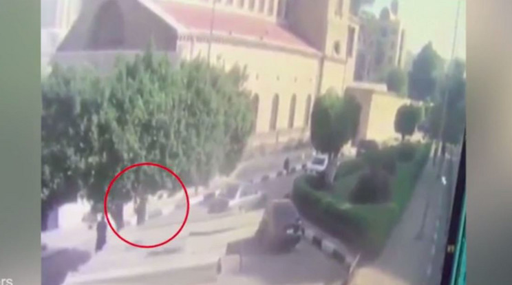 Videót találtak a kairói robbantásról