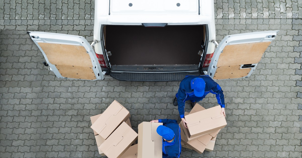 Ministerstwo proponuje zmiany w prawie pocztowym. Nowe obowiązki i koszty dla firm kurierskich