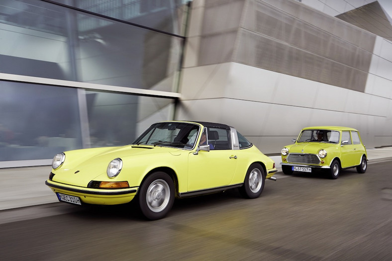 Porsche 911 i… Mini