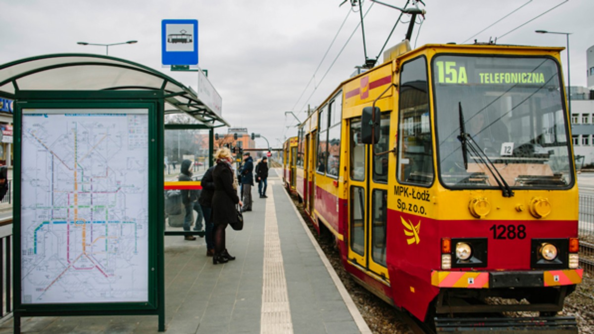 Poranne rozmowy związkowców z zarządem miejskiego przewoźnika, wcześniej określane jako "spotkanie ostatniej szansy" nie zakończyły się porozumieniem. Związkowcy przypominają, że bez kompromisu w sprawie podwyżek w piątek łodzian czeka strajk ostrzegawczy kierowców autobusów i motorniczych.