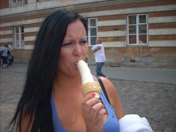 Ona zaliczy 100 tys. mężczyzn. 21-letnia Polka bije seksualny rekord!