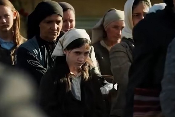 (FOTO) IZRASLA U PRAVU LEPOTICU Srbija je plakala zbog male "Dare iz Jasenovca", a evo kako danas izgleda