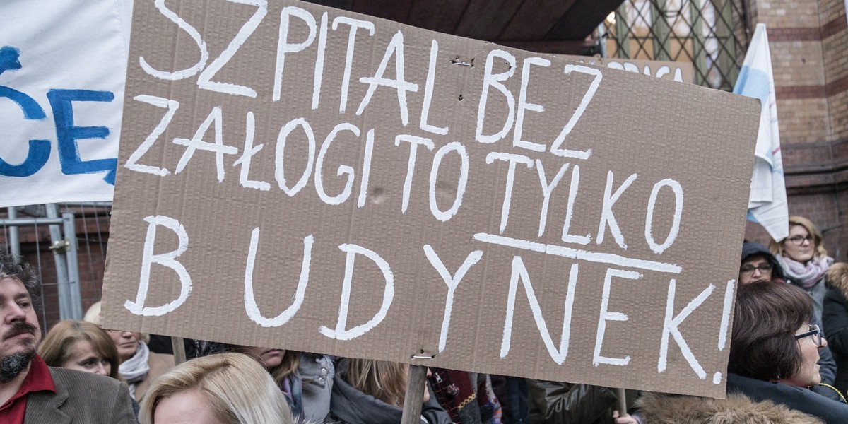 Lekarze rezydenci walczyli o zwiększenie nakładów na służbę zdrowia