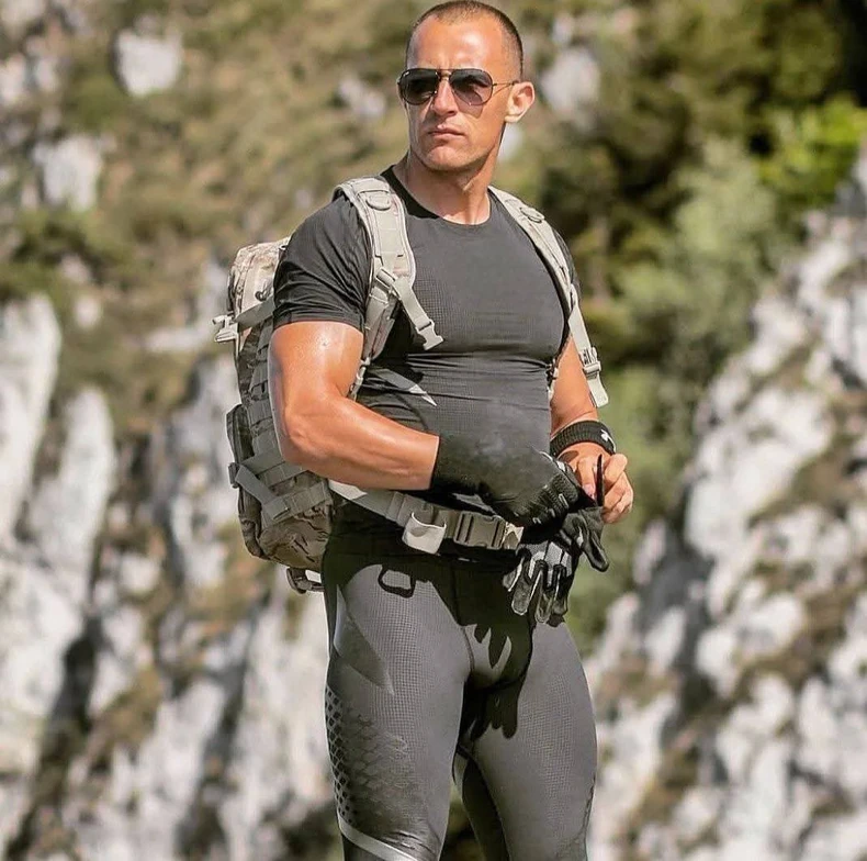 Marko Nikolić, humanitarac i ekstremni sportista