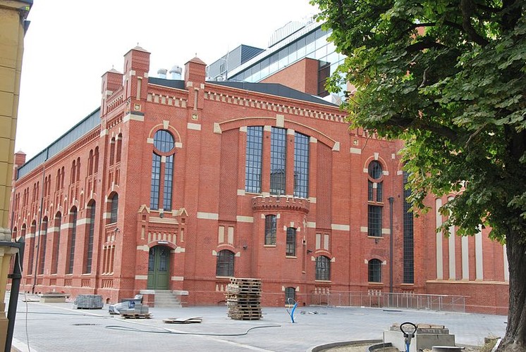 Głównymi funkcjami Centrum Nauki i Techniki mają być edukacja i rekreacja. Centrum będzie pokazywało w przystępny sposób wiele zjawisk fizycznych i chemicznych wykorzystywanych w energetyce, życiu codziennym, nauce, przemyśle. Będzie także miejscem codziennych spotkań ludzi, popołudniowego oraz weekendowego wypoczynku i rozrywki.