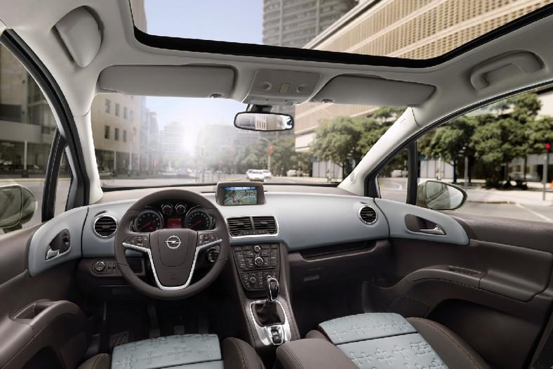 Opel Meriva - Nowe zdjęcia wnętrza