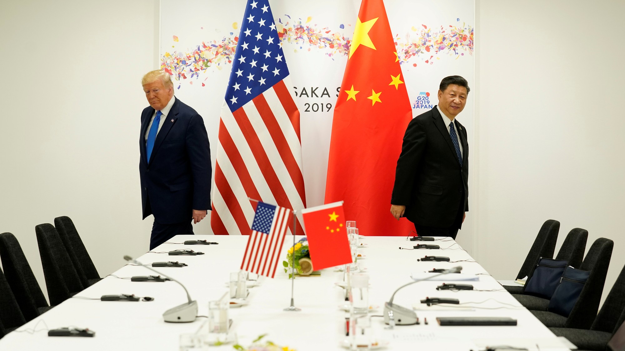 Americký prezident Donald Trump (vľavo) a čínsky prezident Si Ťin-pching.