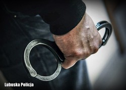 Sława: Przyszedł na komisariat z pytaniem, czy nie jest poszukiwany. Był