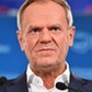 Przewodniczący Platformy Obywatelskiej Donald Tusk na konferencji prasowej w Biurze Krajowym PO w Warszawie