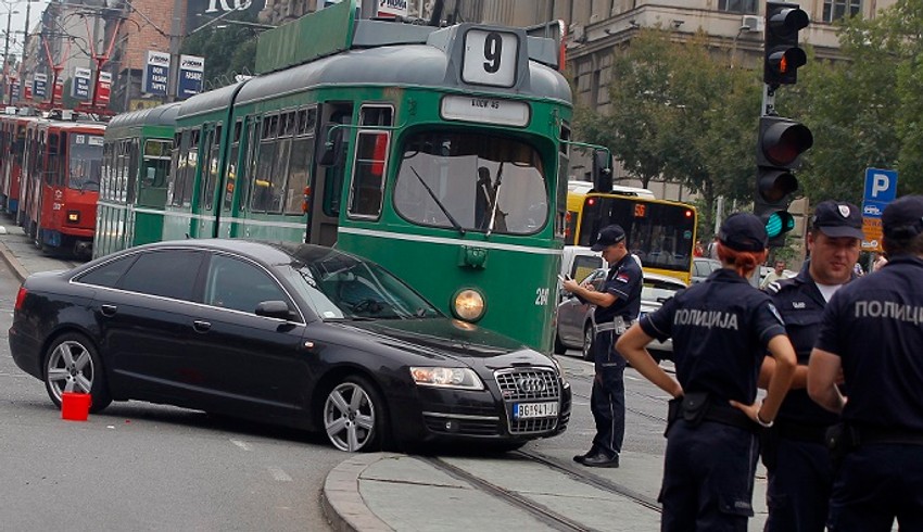 Sa državnom propusnicom lakše prolazim i lakše parkiram, rekao je Milan Divljak policiji
