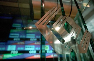 GPW zmienia standardy kontraktów terminowych na kursy walut