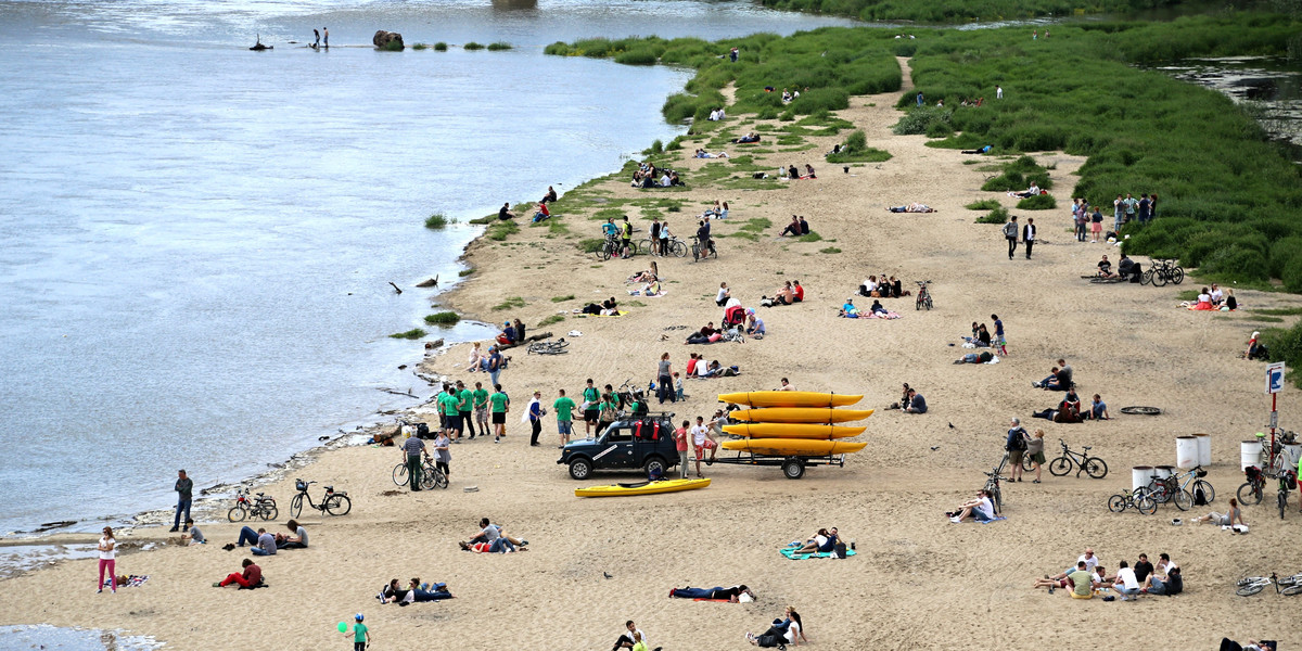 Warszawiacy mają do dyspozycji sześć nadwiślańskich plaż