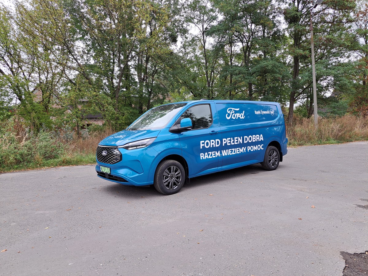 Ford e-Transit Custom zaskakuje w mieście. Na trasie wciąż wygrywa diesel