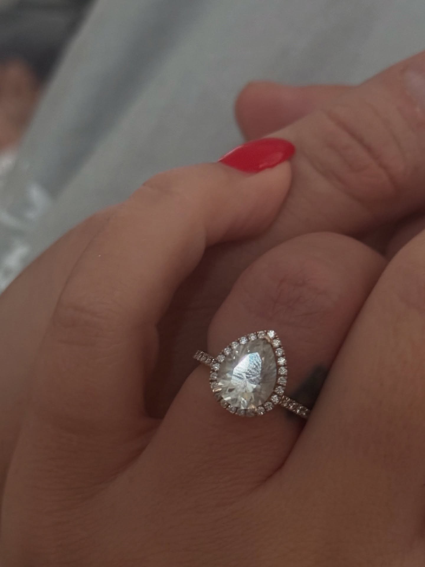 Tomáš Palonder požiadal Petru o ruku v divadle.