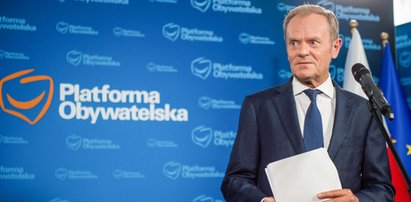 Tusk przeprosił Kaczyńskiego. "A teraz datę i miejsce debaty poproszę"