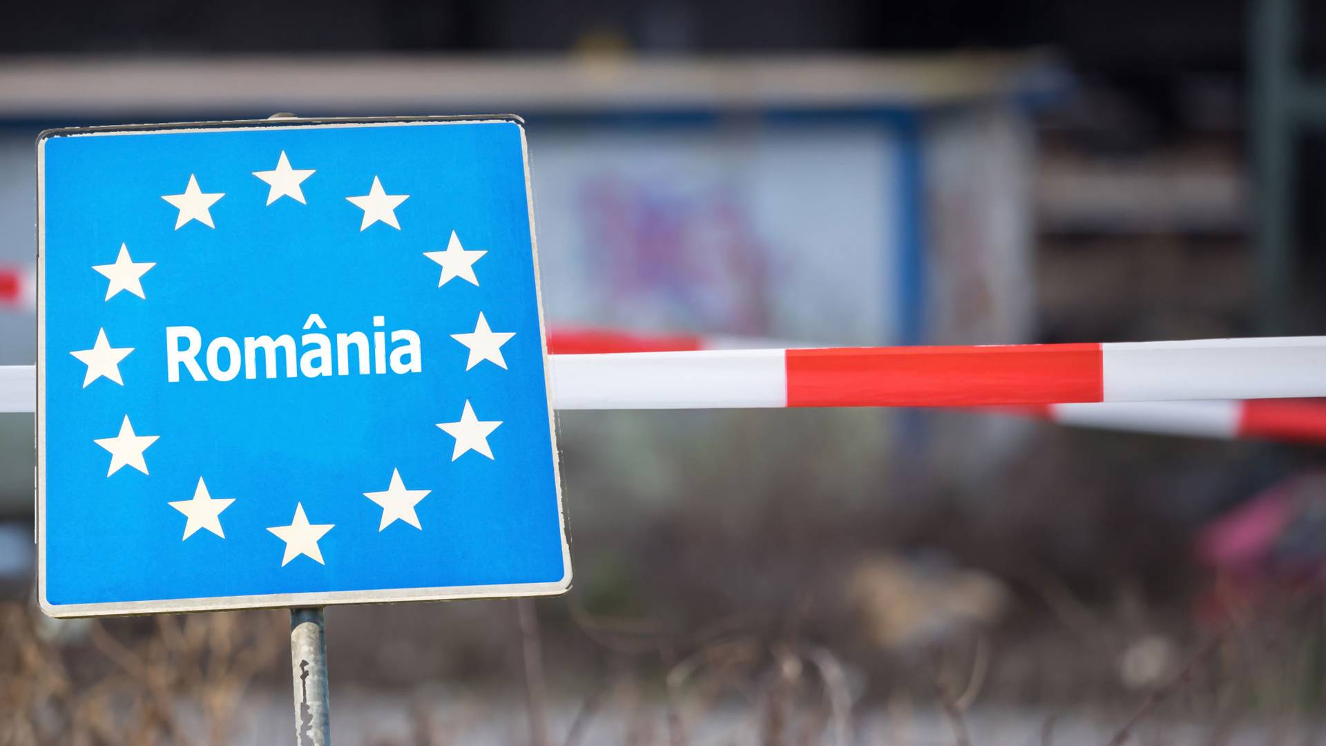 Szerda déltől teljes kijárási tilalom van Romániában