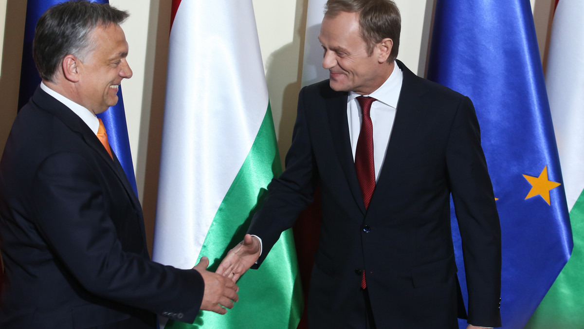 Od ceremonii oficjalnego powitania w kancelarii premiera rozpoczęła się dziś wizyta w Polsce szefa węgierskiego rządu Viktora Orbana. Główne tematy rozmów z premierem Donaldem Tuskiem to sytuacja na Ukrainie i projekt unii energetycznej.