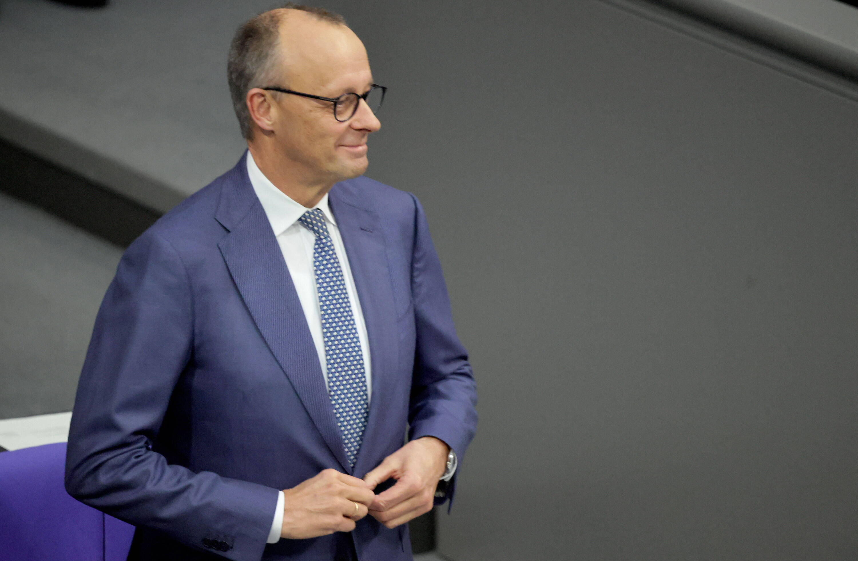 Merz: Niemcy wróciły. Dziś walczy o miliardy z Rosji dla Ukrainy