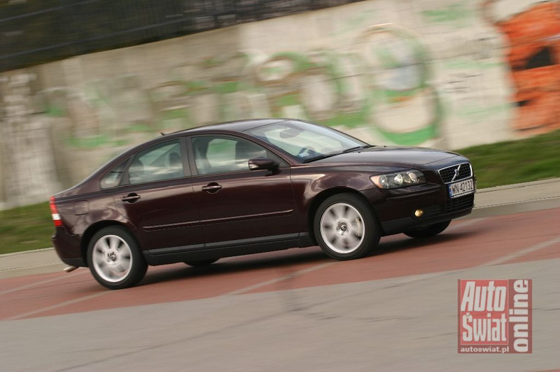 Volvo S40