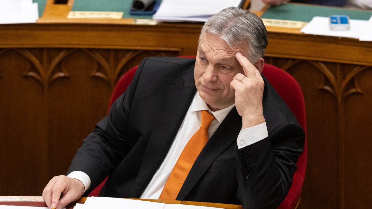 Kegyelmi botrány: az MSZP szerint Orbán támogatta, a fideszes képviselők mégis leszavazták a vizsgálóbizottság felállítását