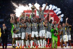 Juventus zdobył Puchar Włoch. Szczęsny nie zagrał w finale, Milik tylko 9 minut