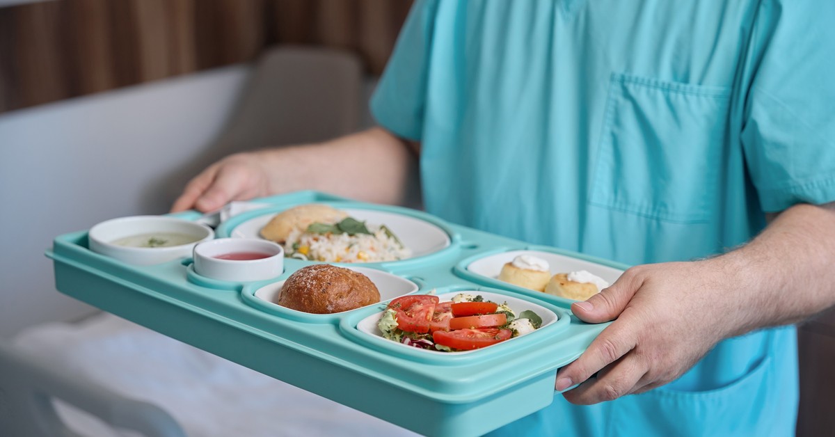 Mniej pieniędzy na żywienie pacjentów. Nie tylko chorzy, ale i głodni?