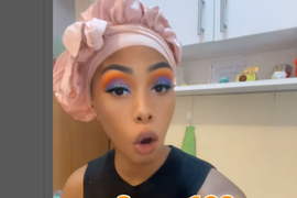 Afrikanka koja živi u Srbiji proslavila se BOMBONAMA OD SVINJE pa PROBALA DINJU PRVI PUT U ŽIVOTU! Evo kako ZOVE omiljeno voće Srba i da li joj se UKUS dopao - novi hit snimak