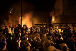 Zamieszki demonstracje USA Minneapolis 