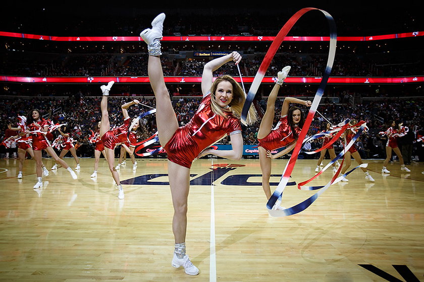 Popis cheerleaderek na "Polskiej Nocy" w NBA!