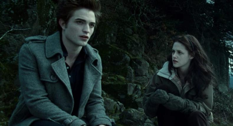 Robert Pattinson and Kristen Stewart in Twilight.Summit Entertainment