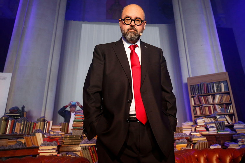 Carlos Ruiz Zafon († 55 l.)