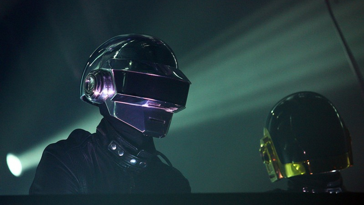 W przerwie sobotniego wydania amerykańskiego show "Saturday Night Live" pojawił się krótki spot reklamowy zwiastujący nową płytę francuskiego duetu Daft Punk.