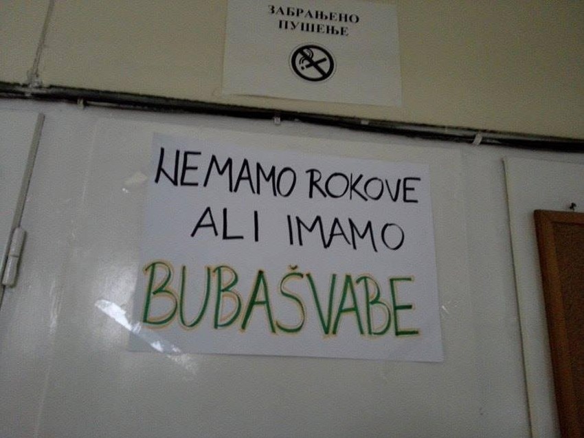 Parole i po zidovima