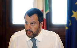 Salvini bez ogródek: Minister gospodarki straci pracę, jeśli nie zredukuje podatków