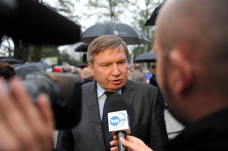 Jerzy Miller w rządzie Donalda Tuska był szefem Ministerstwa Spraw Wewnętrznych i Administracji. Zakończył urzędowanie 18 listopada 2011 i został wojewodą małopolskim.