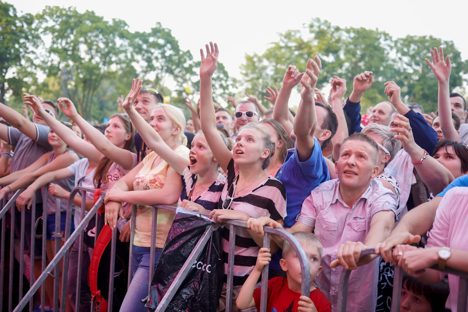 20. Ogólnopolski Festiwal Muzyki Tanecznej w Ostródzie: publiczność pierwszego dnia imprezy