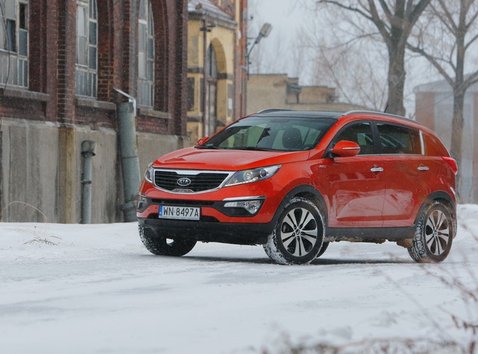 Nowa Kia Sportage to samochód, który swoimi atutami skusił już ponad 3300 Polaków. My sprawdziliśmy w teście wady i zalety tego modelu.