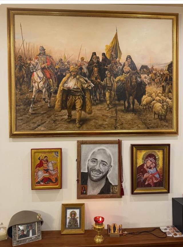 Darko pokazao kutak posvećen bratu Draganu