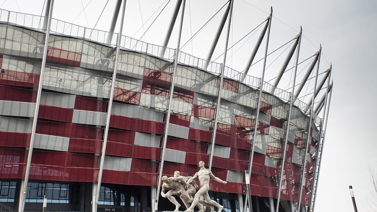 Na błoniach Stadionu Narodowego będą mogły powstawać obiekty sportowe i wystawiennicze - przewiduje plan zagospodarowania przestrzennego tego rejonu, uchwalony dzisiaj przez stołecznych radnych. Plan będzie podstawą do wydawania pozwoleń na budowę.