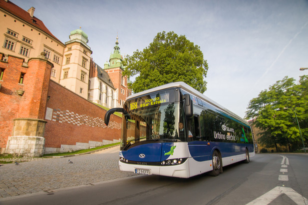 Pracownicy Solarisa pod lupą CBA i prokuratury. Chodzi o ustawianie przetargów na autobusy i pranie brudnych pieniędzy