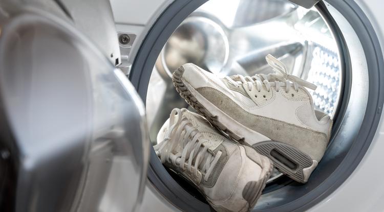 Így érdemes mosnod a cipőidet. Fotó: Getty Images