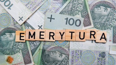 zmiany w wypłatach emerytur w październiku 2024. niektórzy dostaną pod