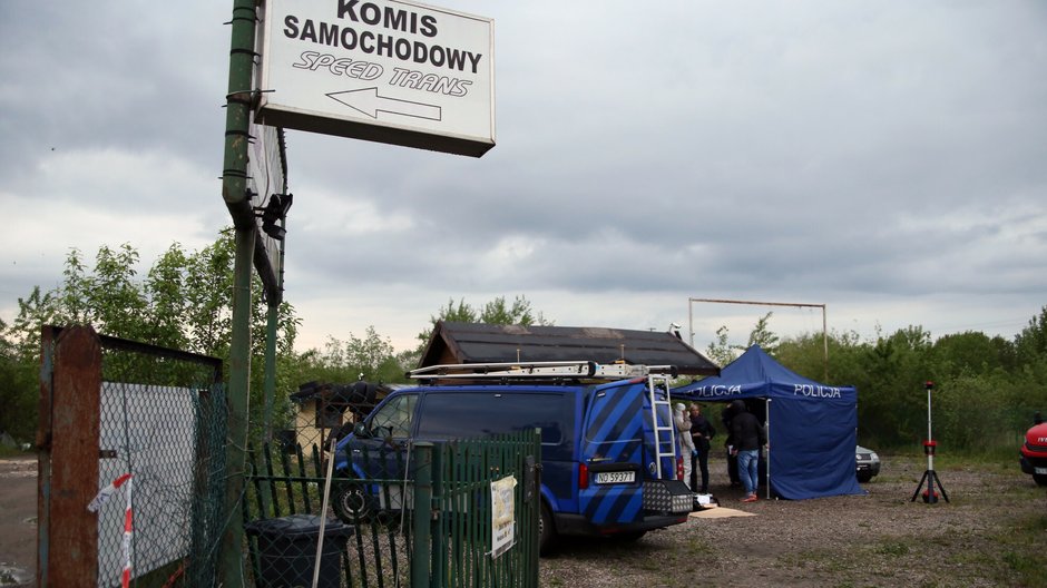 Miejsce zabójstwa na terenie komisu samochodowego przy ulicy Lubelskiej