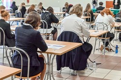 Jedna trzecia maturzystów nie zdała. Jest odpowiedź przedstawicieli Szkoły w Chmurze