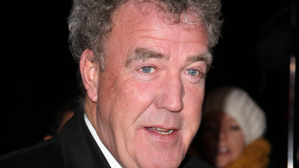 Znany z kontrowersyjnych wypowiedzi, prowadzący program Top Gear, Jeremy Clarkson został ukarany mandatem. Przyczyną było... przekroczenie prędkości.