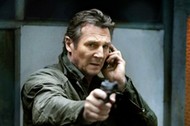 Liam Neeson. Kadr z filmu „Uprowadzona