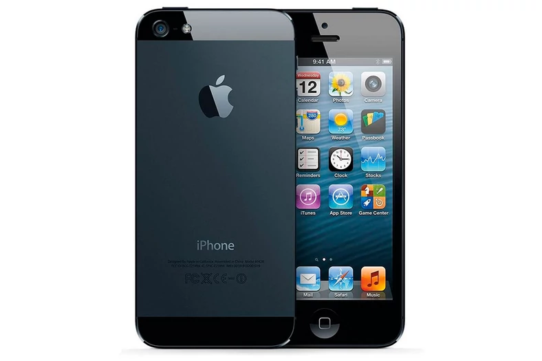 Dopiero w roku 2012 iPhone 5 urósł do 4 cali, a rozdzielczość wspięła się na poziom 1136 x 640 pikseli. Smartfon zachował małą szerokość 58,6 mm. 5S nie przyniósł zmiany rozmiaru