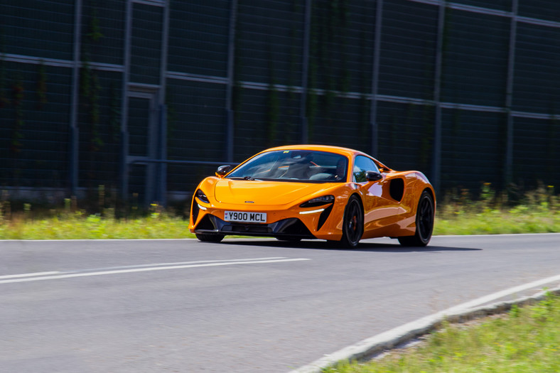 McLaren Artura