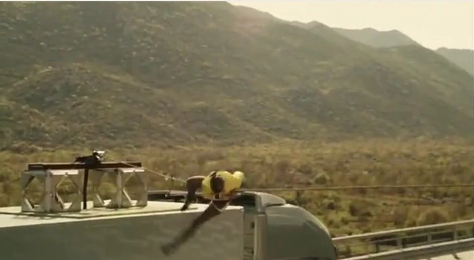 Fejt se pri prvom pokušaju okliznula i umalo pala