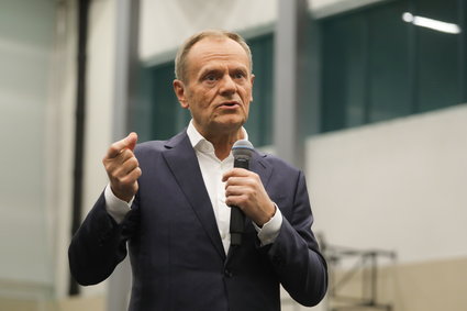 Tusk zapowiada odcięcie Kościoła od państwowych środków. "Skasowanie pieniędzy"